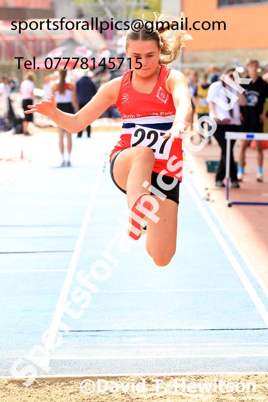 Long Jump, 2024 Gateshead Tartan Games.  Photo: David T. Hewitson/Sports for All Pics